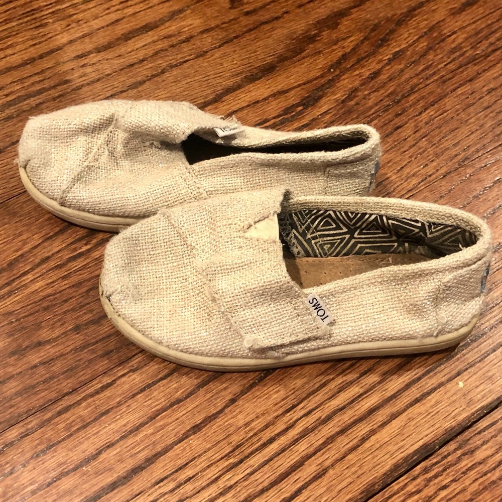 TOMS Tiny Linen Glimmer Alpargata. Toddler Size 10